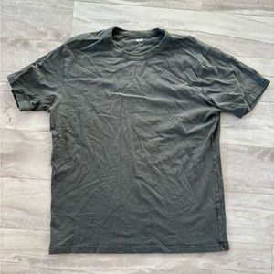 heavyweight uniqlo green tee size xl